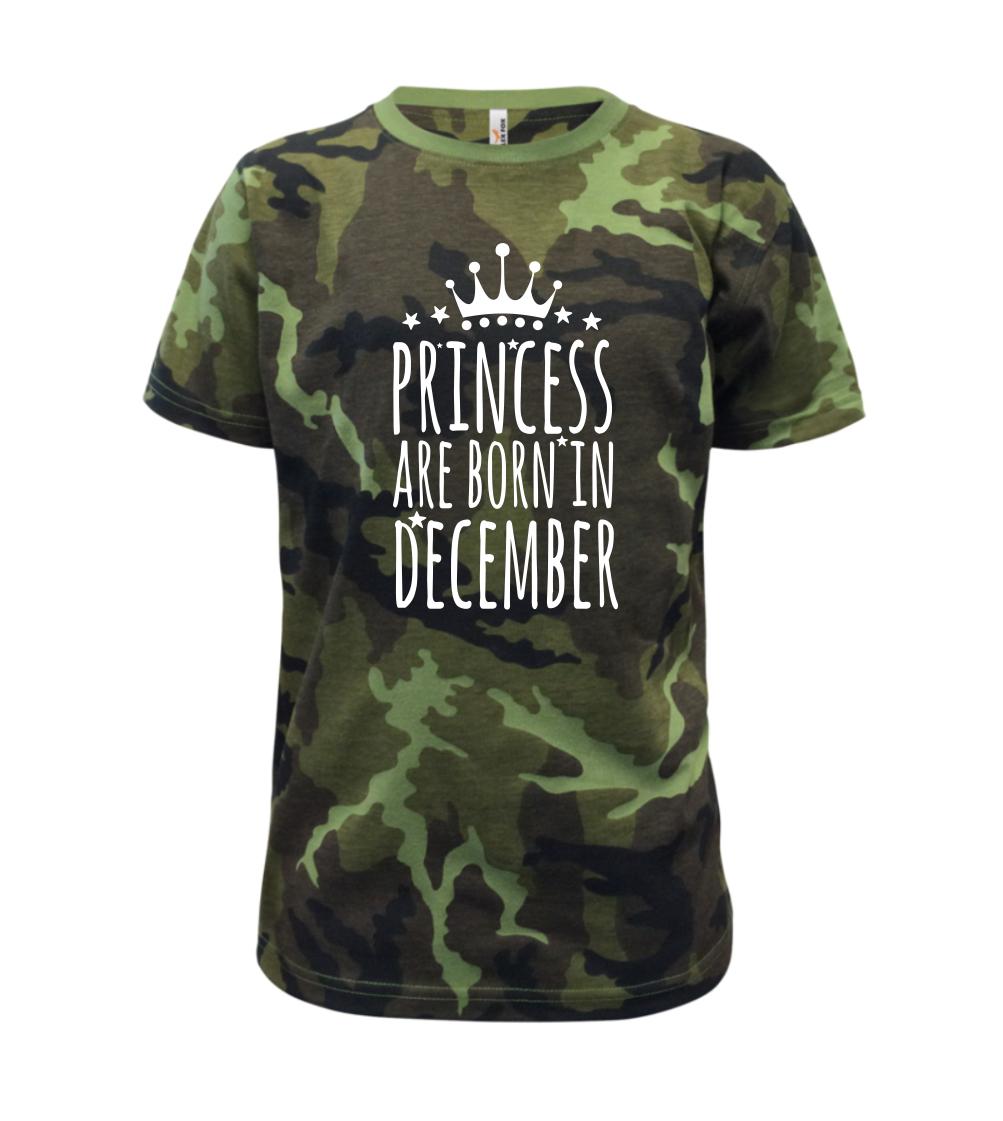 Tričká pre narodených v decembri - Princesses are born in December - Detské maskáčové tričko