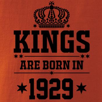 Kings are born in 1929