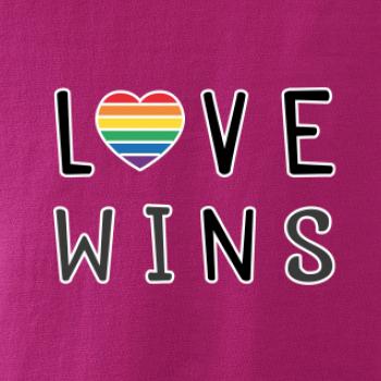 Love wins nápis