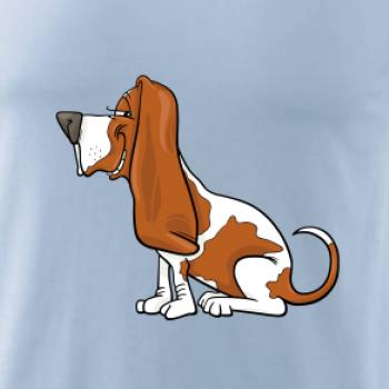 Baset s kulišáckým pohledem