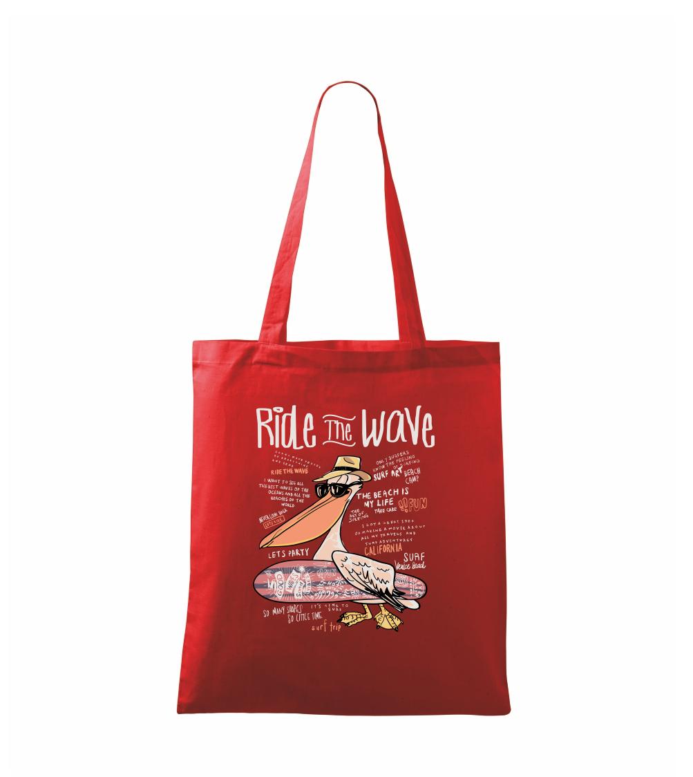 Ride the wave pelikán