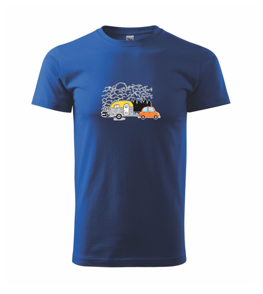 S karavanom v lese S karavanom v lese