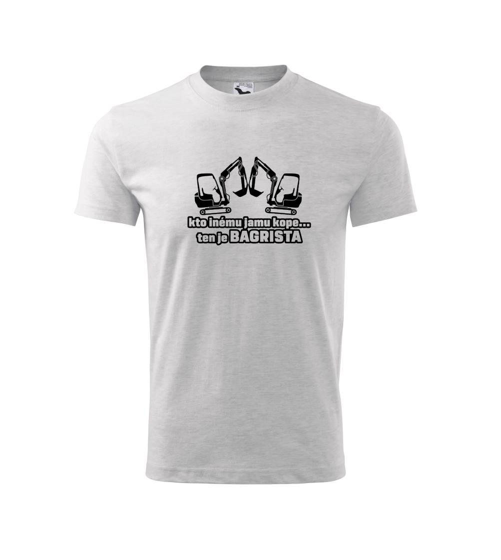 Kto inému jamu kope, ten je bagrista Kto inému jamu kope, ten je bagrista