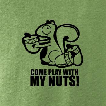 Veverka - Play with my nuts