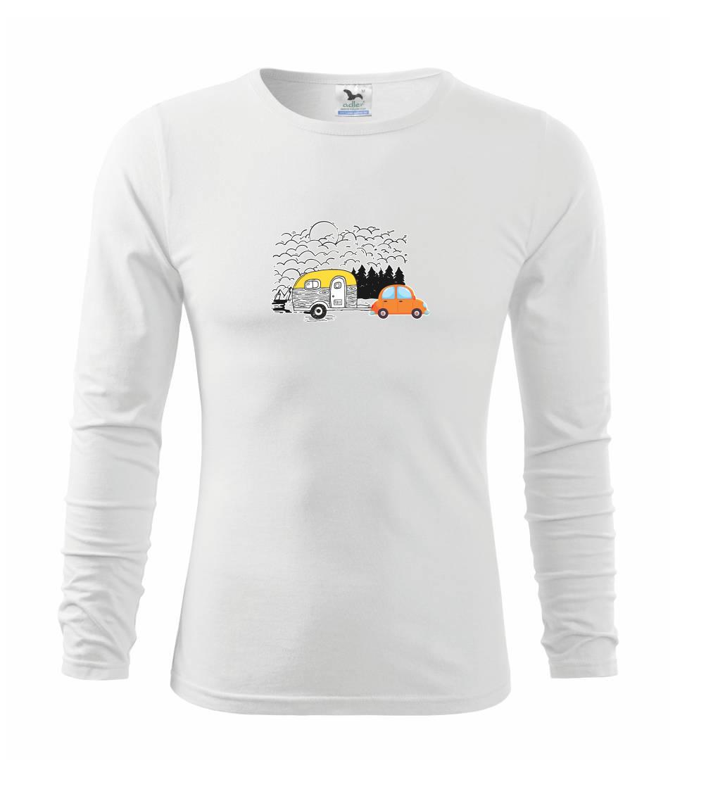 S karavanom v lese S karavanom v lese