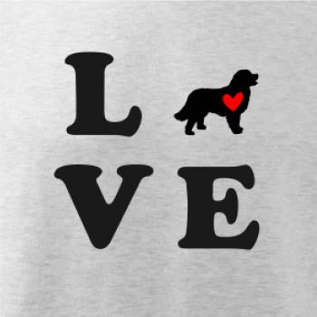 Bernský salašnícky pes love