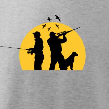 Lovec pri západe slnka