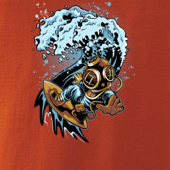 Surfujúcí potápač