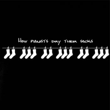 How pianists dry their socks