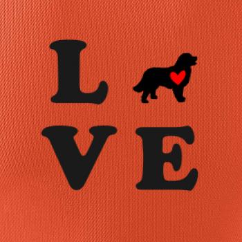 Bernský salašnícky pes love
