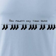 How pianists dry their socks