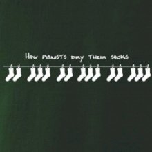 How pianists dry their socks