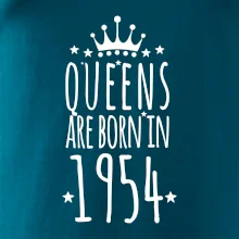 Queens are born in 1954