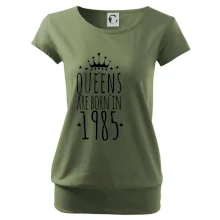 Queens are born in 1985