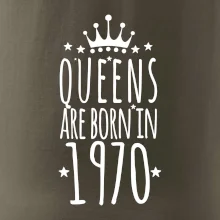 Queens are born in 1970