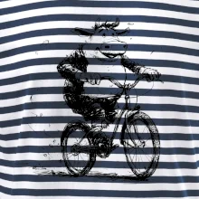 Tučná krava na bicykli Tučná krava na bicykli