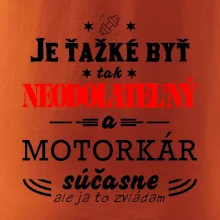 Neodolateľný motorkár