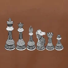 Šachové figúrky v rade - kreslené