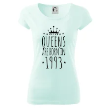 Queens are born in 1993