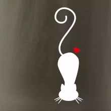 Zamilovaná mačka ležiaca