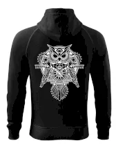 Steampunk sova čiernobiela