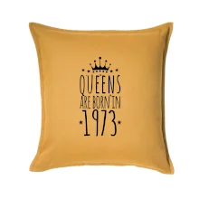 Queens are born in 1973 Queens are born in 1973