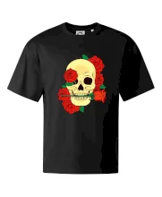 Lebka držiace ružu