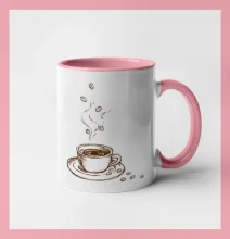 Hrnček plný čerstvej kávy