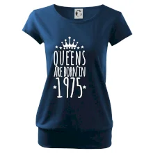 Queens are born in 1975 Queens are born in 1975