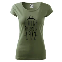 Queens are born in 1972