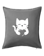 Mačka drží srdce Mačka drží srdce