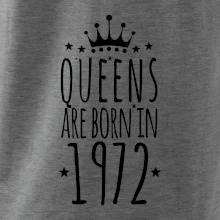 Queens are born in 1972 Queens are born in 1972