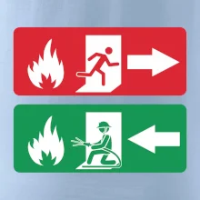 Lidé utíkají, hasiči přibíhají