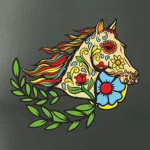 Kôň farebný s listami