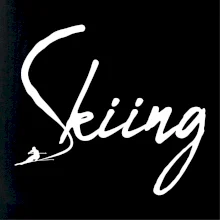 Skiing nápis lyžiar