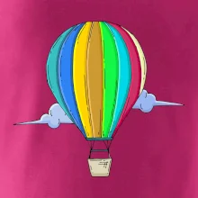 Teplovzdušný balón v oblakoch