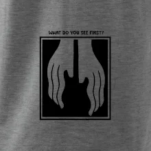 What do you see first? Gitara - Ruky