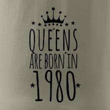 Queens are born in 1980