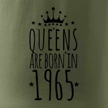 Queens are born in 1965 Queens are born in 1965