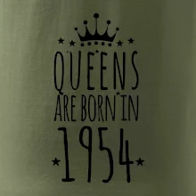 Queens are born in 1954