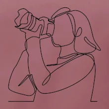 Fotografka stojaca jedným ťahom