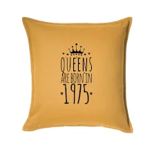 Queens are born in 1975 Queens are born in 1975