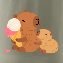 Kapybara so zmrzlinou