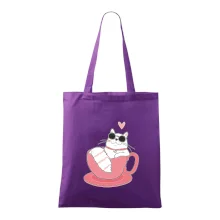 Hustá mačka v hrnčeku