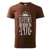 Queens are born in 1970