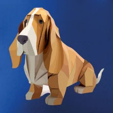 Baset zlepený z papiera