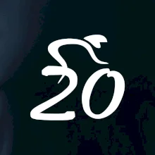 Cyklista oslavuje dvadsiatku (20)