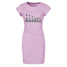 Šachové figúrky v rade - kreslené