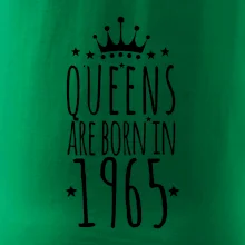 Queens are born in 1965 Queens are born in 1965