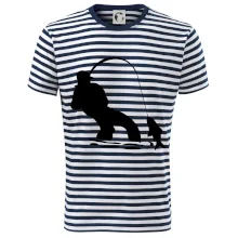 Rybár ťahajúce rybu